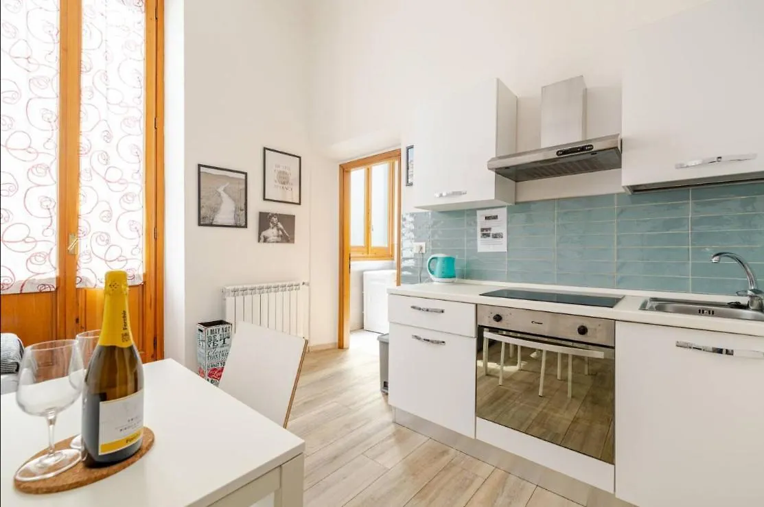 The Smart Choice Apartments Floransa 0*,  İtalya